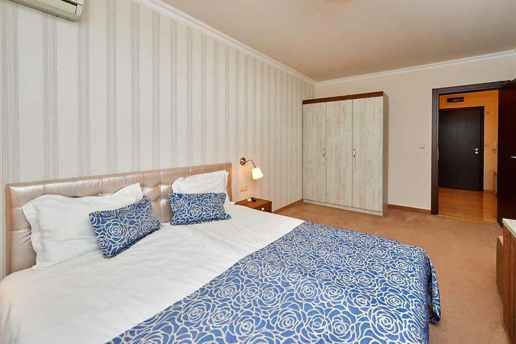 Penelopa Palace Apart Hotel & Spa Pomorie Exterior photo