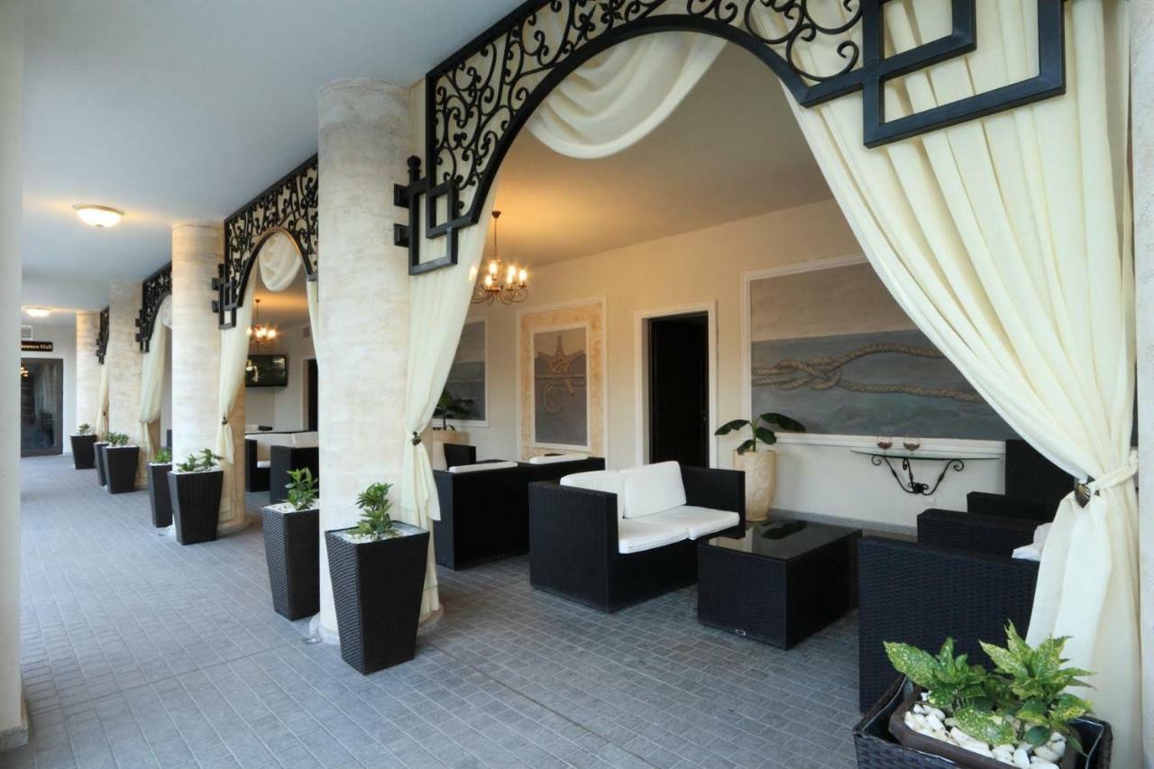 Penelopa Palace Apart Hotel & Spa Pomorie Exterior photo