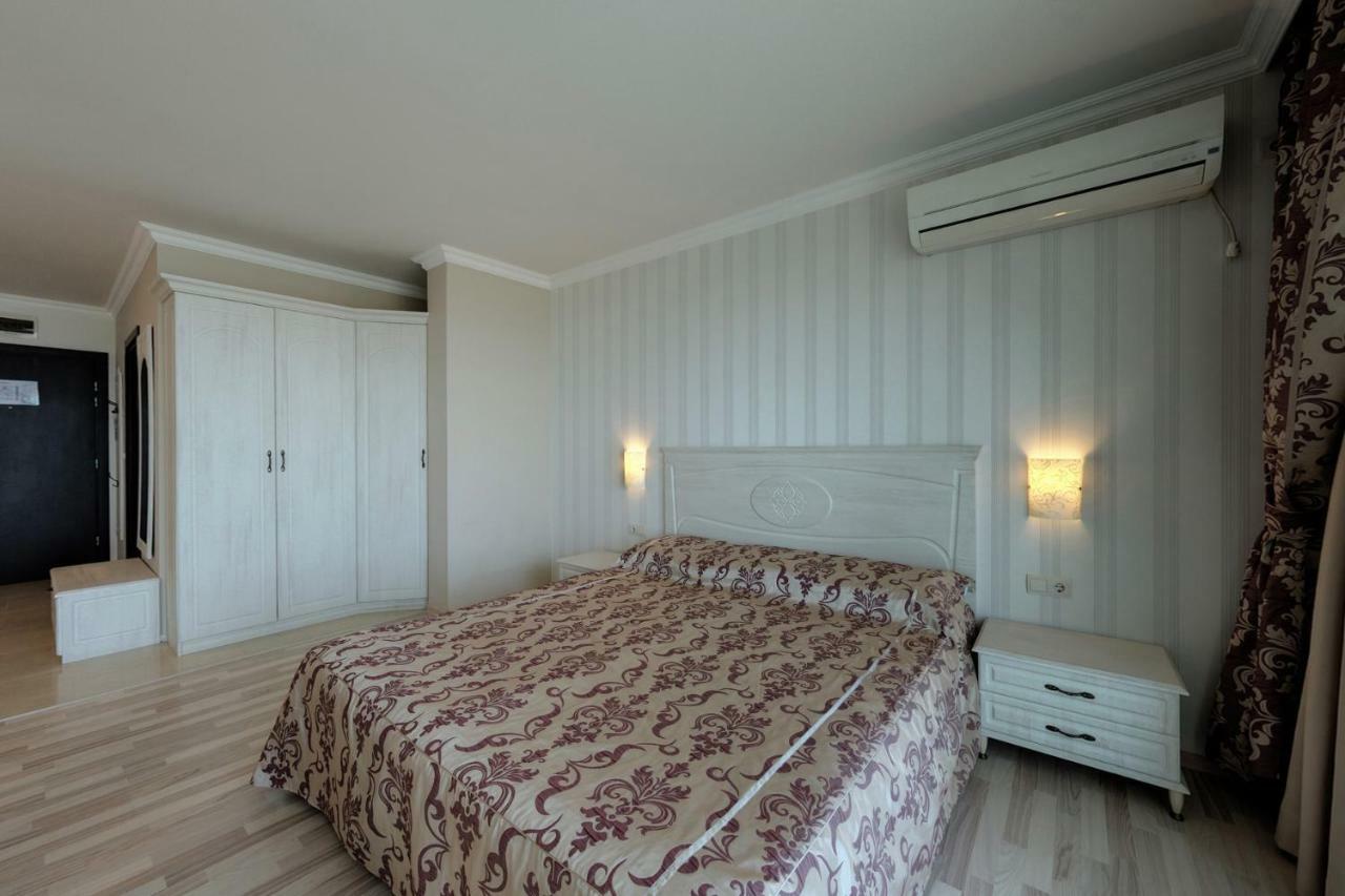Penelopa Palace Apart Hotel & Spa Pomorie Exterior photo